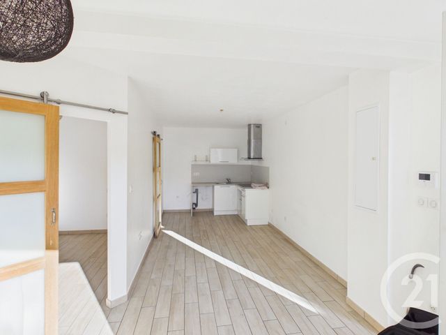 Appartement T2 à vendre - 2 pièces - 33.93 m2 - LA VALETTE DU VAR - 83 - PROVENCE-ALPES-COTE-D-AZUR - Century 21 Colbert Immobilier