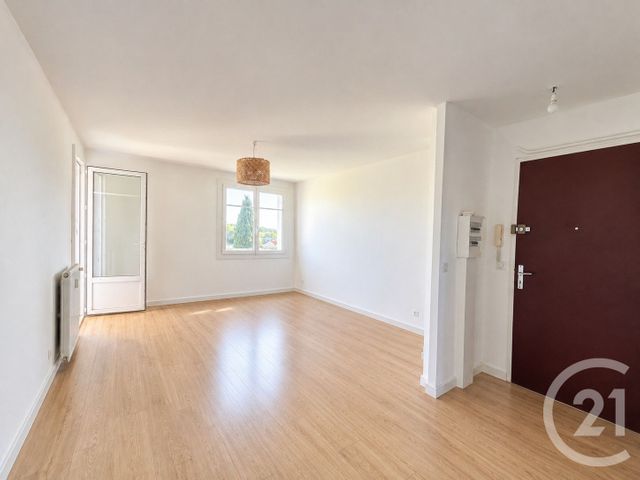 Appartement F3 à louer - 3 pièces - 56.83 m2 - LA VALETTE DU VAR - 83 - PROVENCE-ALPES-COTE-D-AZUR - Century 21 Colbert Immobilier