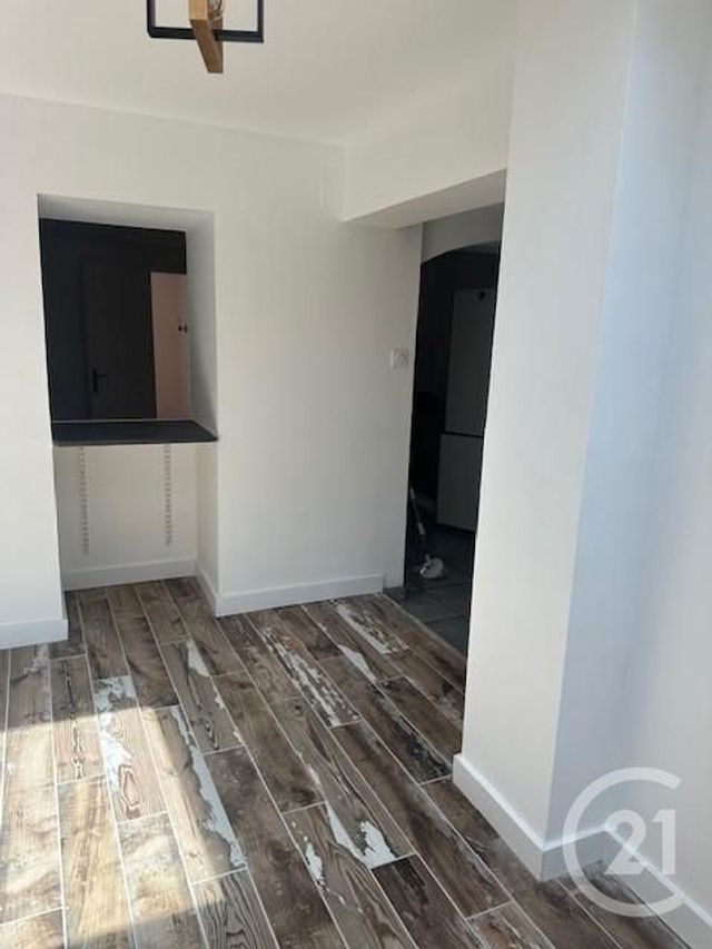Appartement F2 à louer - 2 pièces - 38.05 m2 - TOULON - 83 - PROVENCE-ALPES-COTE-D-AZUR - Century 21 Colbert Immobilier
