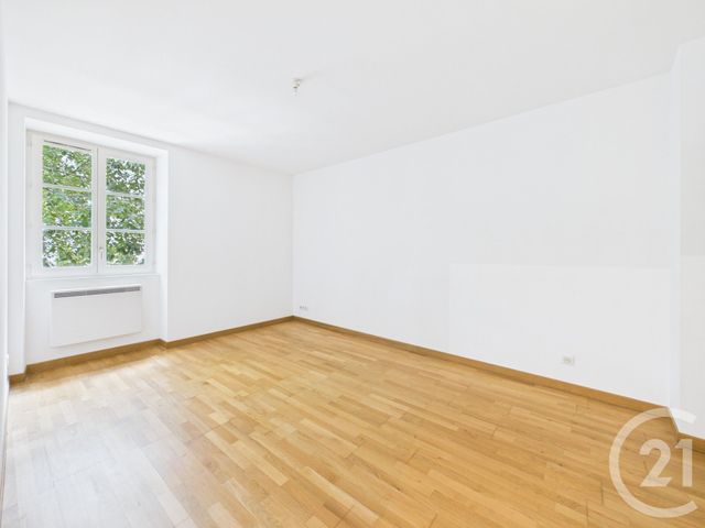 Appartement F4 à louer - 4 pièces - 99.32 m2 - TOULON - 83 - PROVENCE-ALPES-COTE-D-AZUR - Century 21 Colbert Immobilier