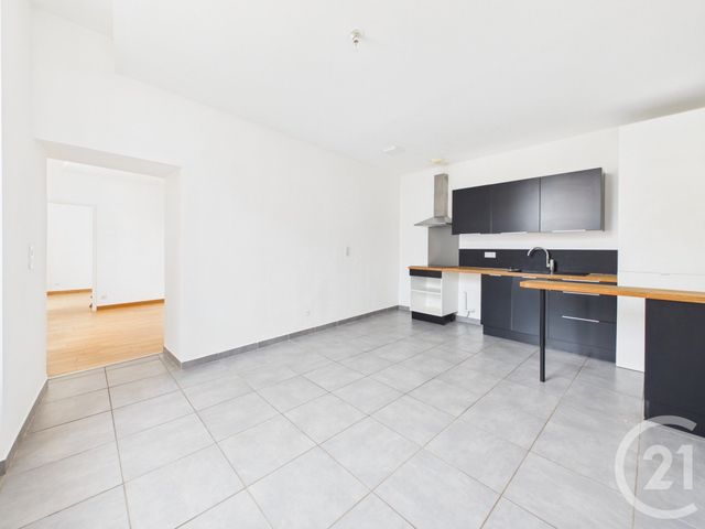 Appartement F4 à louer - 4 pièces - 99.32 m2 - TOULON - 83 - PROVENCE-ALPES-COTE-D-AZUR - Century 21 Colbert Immobilier