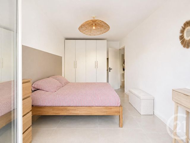 Appartement T2 à vendre - 2 pièces - 41.45 m2 - LA VALETTE DU VAR - 83 - PROVENCE-ALPES-COTE-D-AZUR - Century 21 Colbert Immobilier