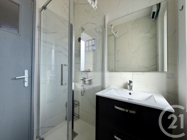 Appartement F3 à vendre - 3 pièces - 47.81 m2 - TOULON - 83 - PROVENCE-ALPES-COTE-D-AZUR - Century 21 Colbert Immobilier