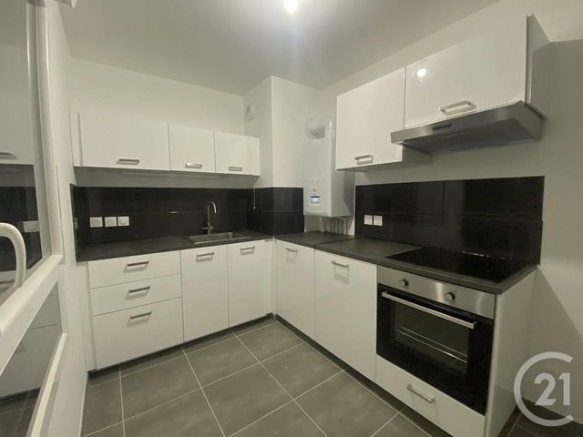 Appartement F2 à louer - 2 pièces - 50.28 m2 - CUERS - 83 - PROVENCE-ALPES-COTE-D-AZUR - Century 21 Colbert Immobilier