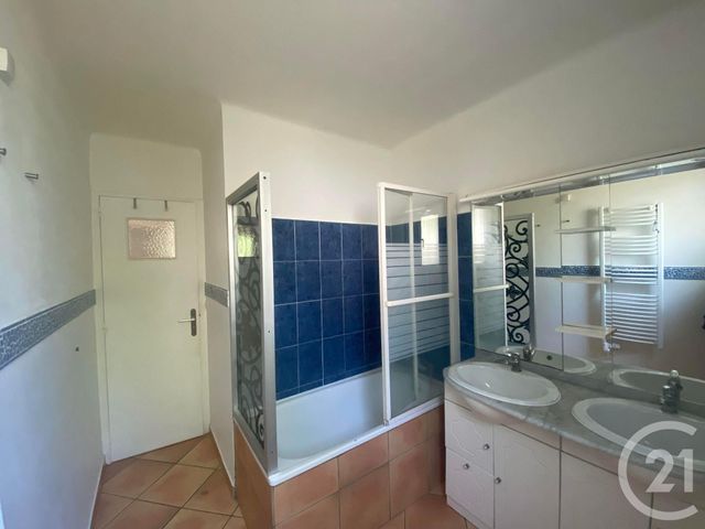 Appartement à louer - 3 pièces - 57.26 m2 - LA VALETTE DU VAR - 83 - PROVENCE-ALPES-COTE-D-AZUR - Century 21 Colbert Immobilier