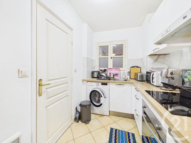 Appartement F2 à louer - 2 pièces - 52.72 m2 - TOULON - 83 - PROVENCE-ALPES-COTE-D-AZUR - Century 21 Colbert Immobilier
