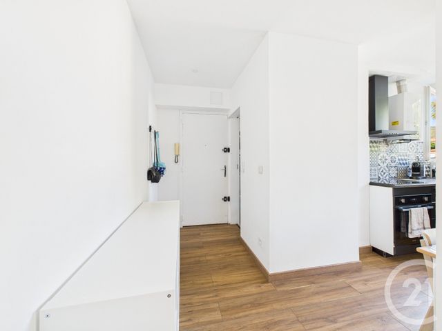 Appartement F2 à louer - 2 pièces - 39.0 m2 - LA VALETTE DU VAR - 83 - PROVENCE-ALPES-COTE-D-AZUR - Century 21 Colbert Immobilier