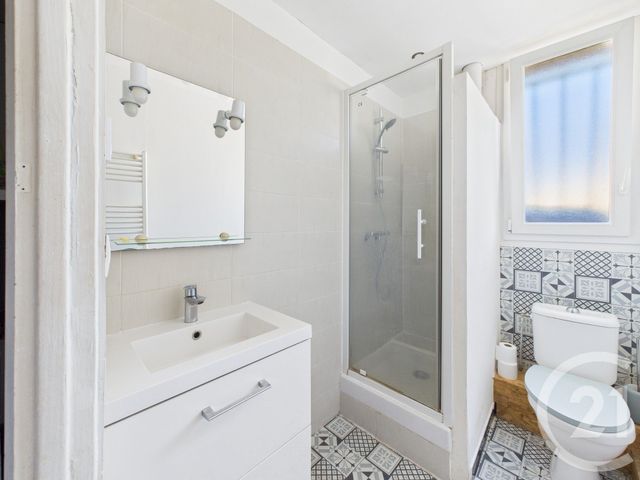 Appartement F2 à louer - 2 pièces - 39.0 m2 - LA VALETTE DU VAR - 83 - PROVENCE-ALPES-COTE-D-AZUR - Century 21 Colbert Immobilier